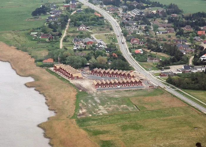 8 Person In Romo-by Traum * Kongsmark